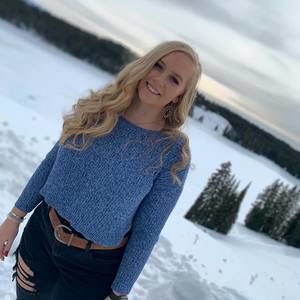 Meet your Posher, Elle